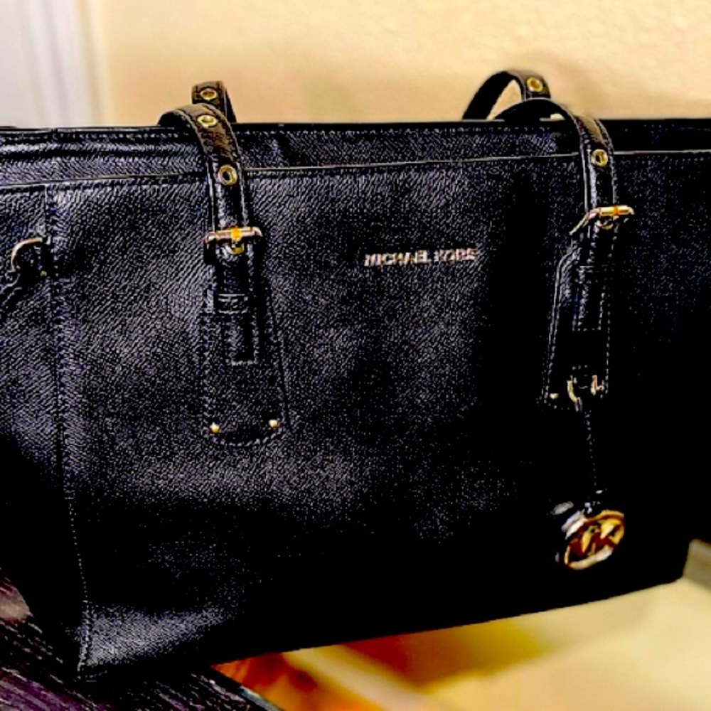 Michael Kors black shoulder bag